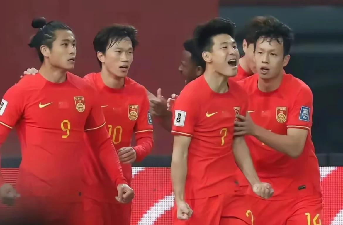 包含亚洲球队备战国际赛，目标夺冠喜讯的词条